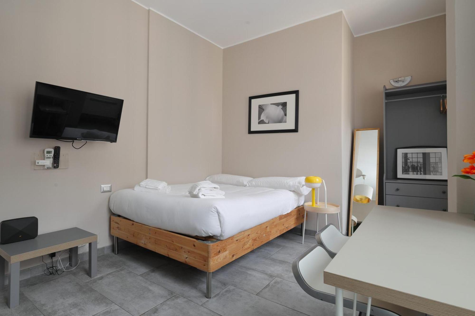 Apartment Station 33 Via Sammartini Mailand