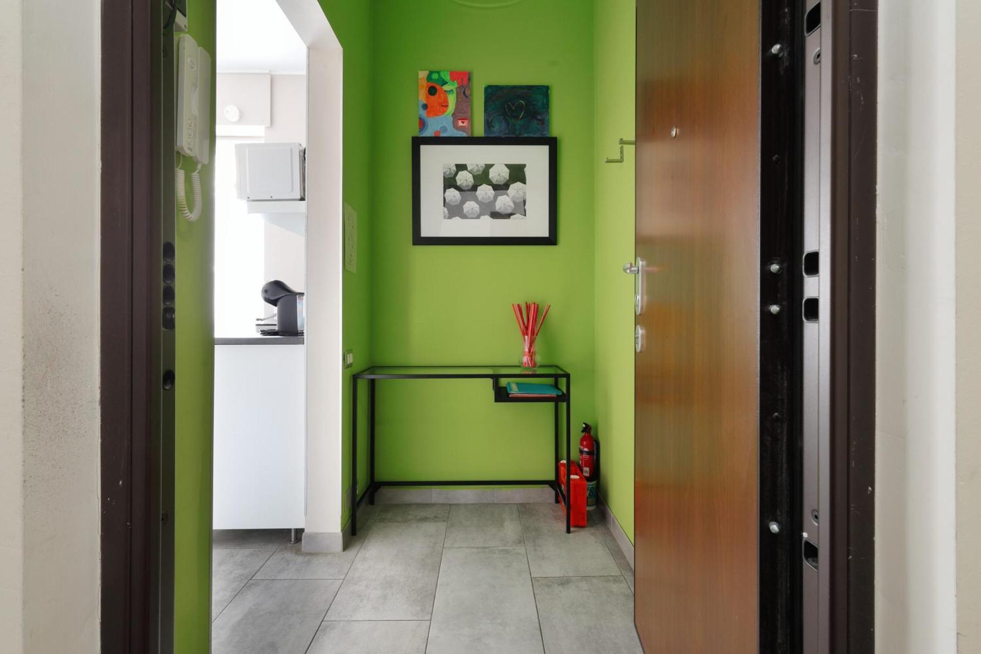 Apartment Station 33 Via Sammartini Mailand